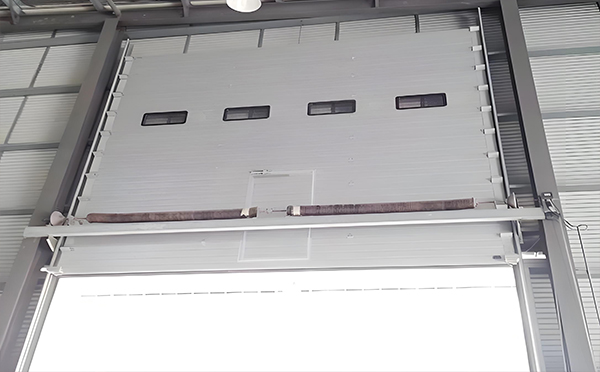 城固工业滑升门