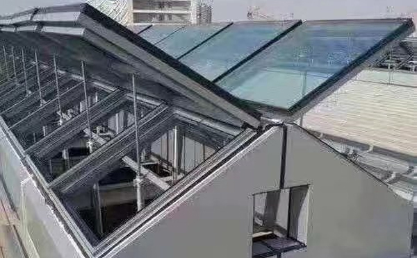 电动城固排烟窗适合安装在什么地方