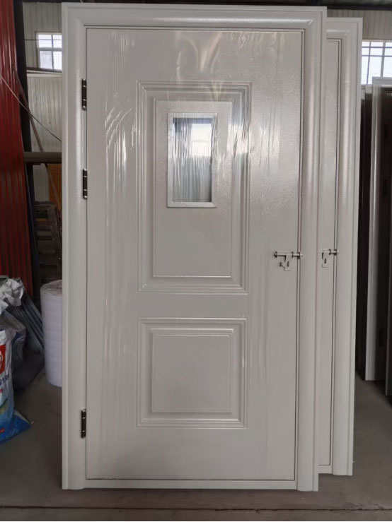 城固学校教室门