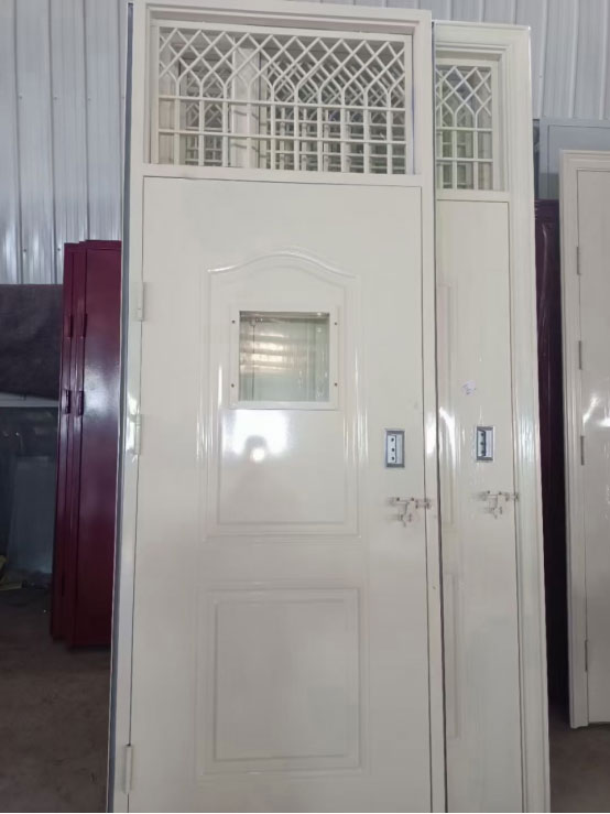 城固学校教室门 城固学校教室门