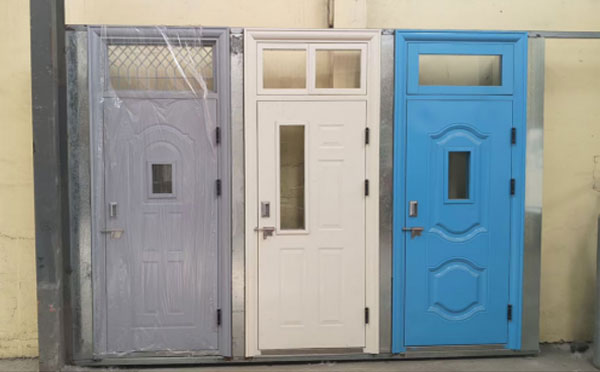 城固学校教室门